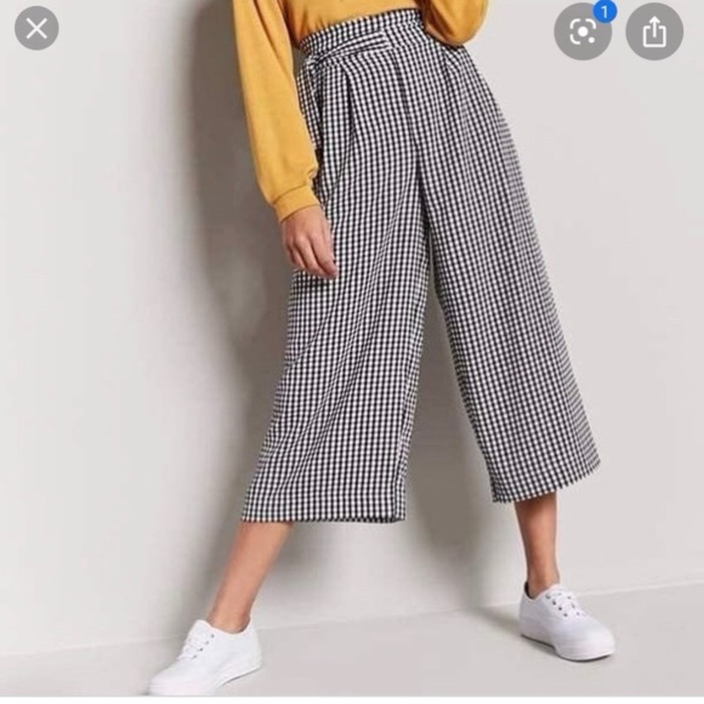 Zara Black & White Gingham Wide Leg Cropped Pants